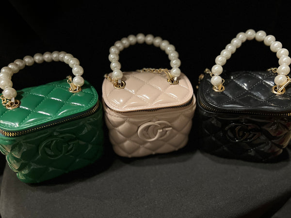 Clutch Dem' Pearls Tote