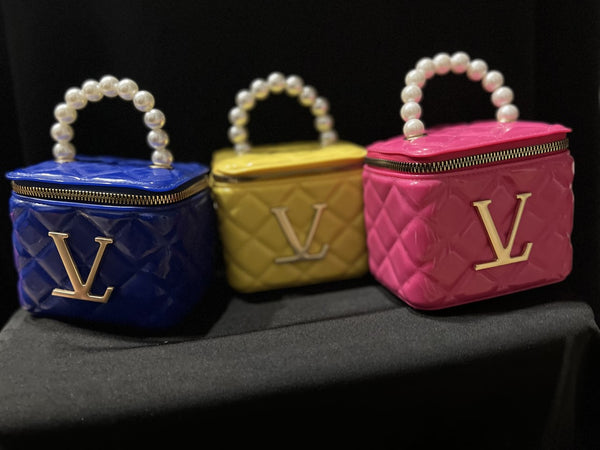 Clutch Dem' Pearls Tote